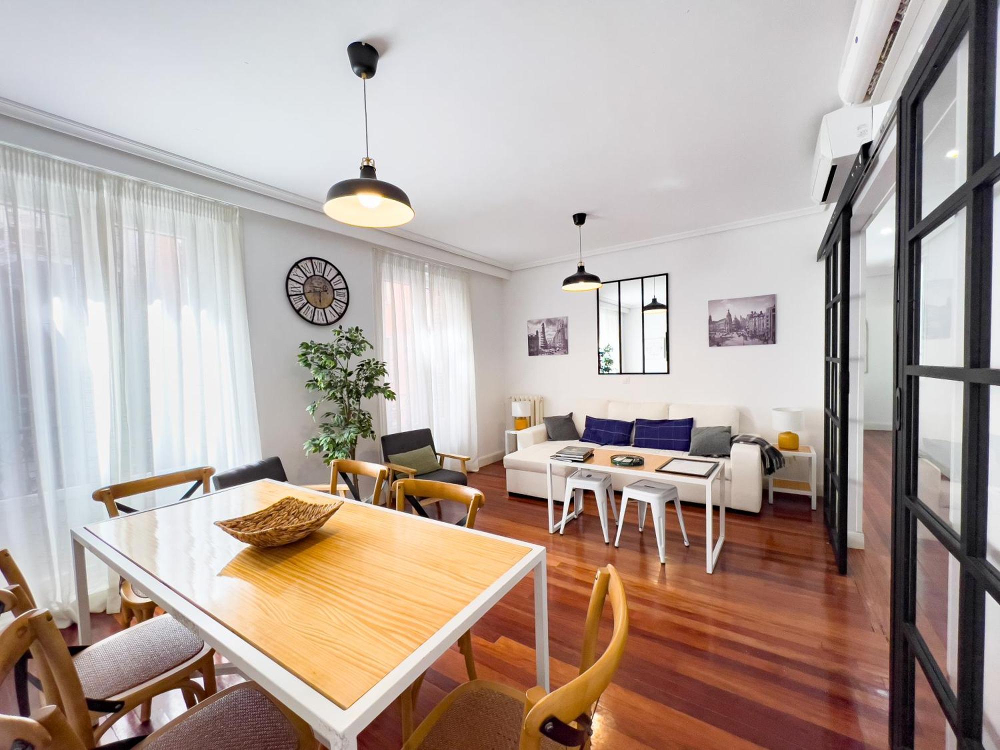 Callao Suites Madryt Zewnętrze zdjęcie